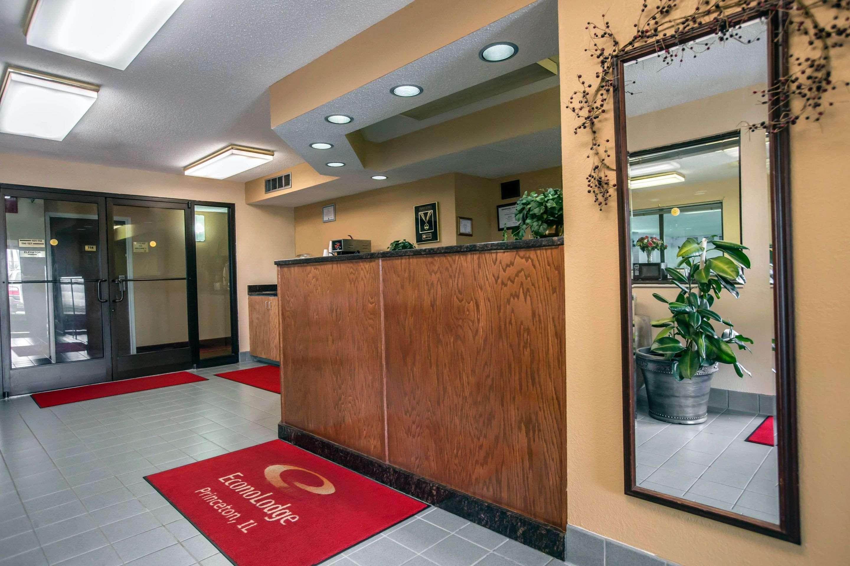 Econo Lodge Princeton Exterior foto